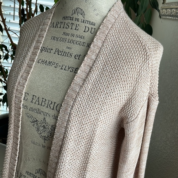 Small Francesca’s Knit Cardigan - Picture 3 of 5